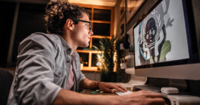 أفضل 5 أدوات ذكاء اصطناعي لتحسين جودة الصور القديمة وتكبيرها.