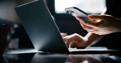 بناء نموذج عمل تجاري Business Model Canvas بالذكاء الاصطناعي: دليل الريادة في 2026